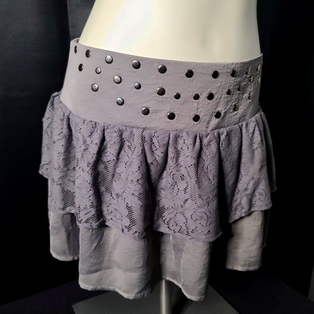 SHEIN Gray lace skirt